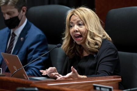 Fading swing seats show how redistricting kills competition