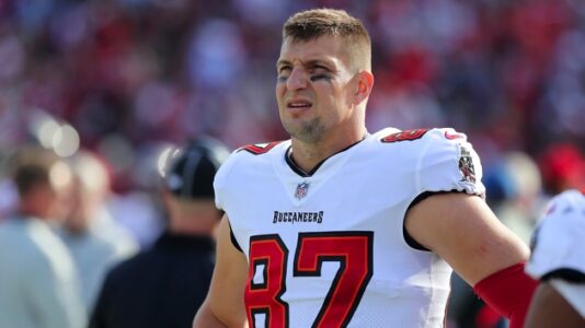 Rob Gronkowski reflects on an “incredible” season with the Tampa Bay Buccaneers