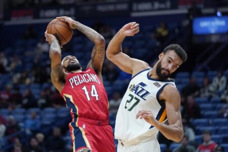 Ingram helps Pelicans rout Jazz 124-90