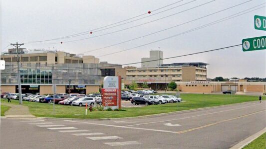 Judge blocks hospital from turning off ventilator of severely ill COVID-19 patient