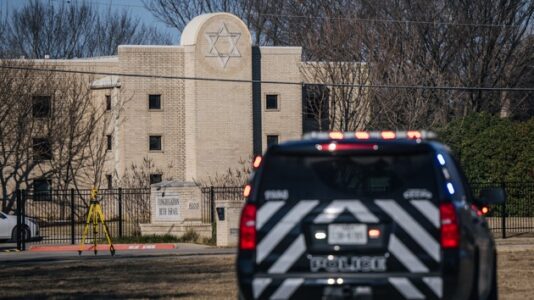 Texas rabbi ‘grateful to be alive’ as synagogue hostage-taking suspect ID’d