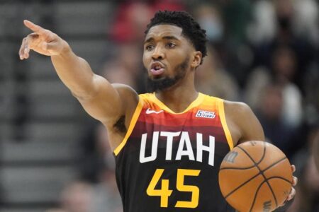 Mitchell scores 27 in return, leads Jazz past Nets 125-102