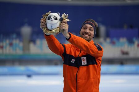 Nuis, Krol give Dutch 1-2 finish in Olympic speedskating