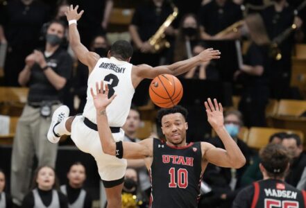 Walker carries Colorado late, rallies past Utah, 81-76
