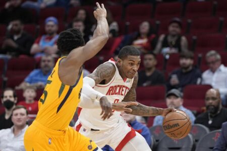Mitchell, Conley lead Jazz to 132-127 OT win over Rockets