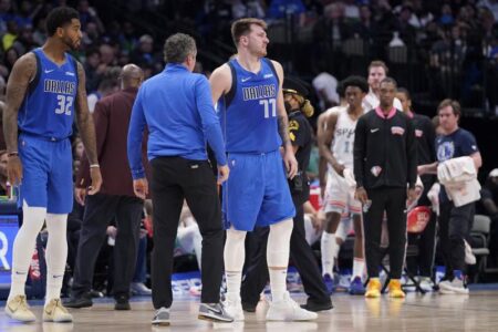 Mavs put no timetable on Doncic return with playoffs looming