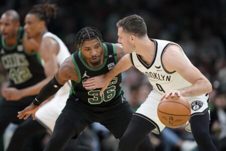 Celtics’ Marcus Smart is NBA defensive player of the year