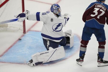 Avalanche beat Lightning in OT to open Stanley Cup Final