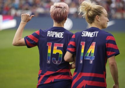 Smith scores twice, US women beat Colombia 3-0 in Colorado