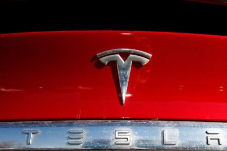 US Has Over 750 Complaints of Teslas Braking for No Reason