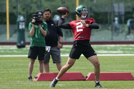 Jets QB Wilson ‘doesn’t need to be Brady’ in Year 2 progress