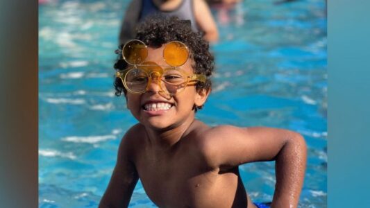 7-year-old credited with saving toddler from bottom of swimming pool