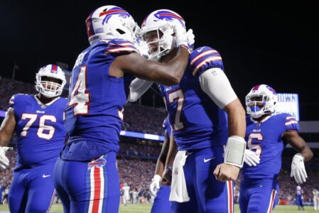 Diggs scores 3 TDs for Bills in 41-7 rout of Titans