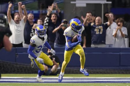 Stafford, Rams hold off Falcons for 31-27 victory