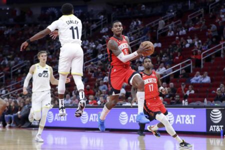Houston hosts Utah, aims to end home skid