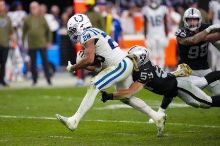 Matt Ryan, interim coach Saturday rally Colts past Raiders