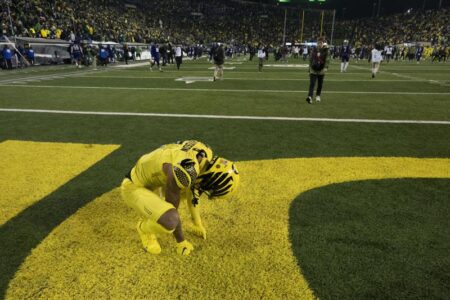 No. 10 Utah travel to No. 12 Oregon in Pac-12 showdown