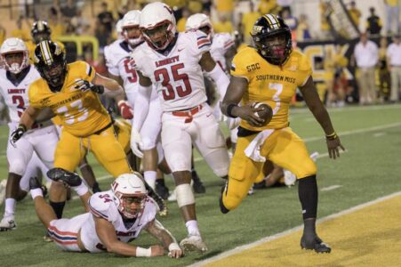 Gore’s record performance headlines AP all-bowl selections