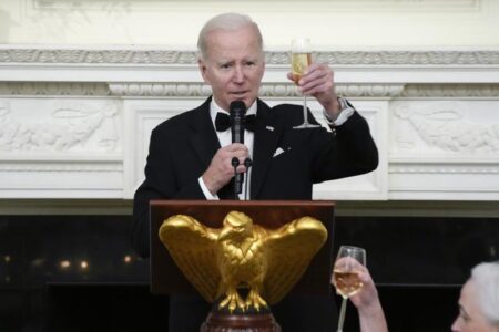 Biden hosts GOP, Dem governors at White House for dinner