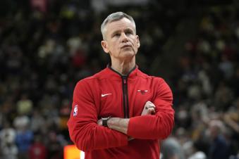 Chicago Bulls head coach Billy Donovan looks at the scoreboard during the second half of an NBA basketball game against the Utah Jazz Wednesday, March 6, 2024, in Salt Lake City. (AP Photo/Rick Bowmer)