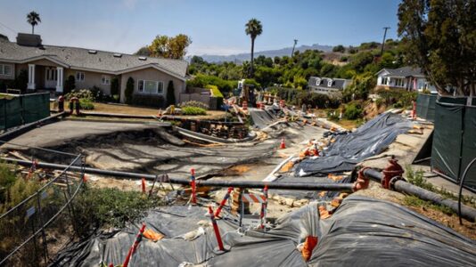 Landslide in Rancho Palos Verdes, California, threatens homes, prompts evacuations