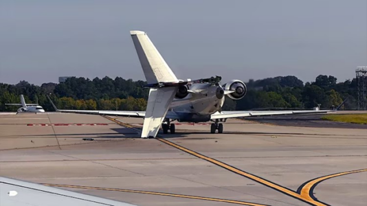 Delta flight clips another plane on taxiway at Atlanta airport, knocks off smaller plane’s tail