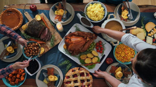 How to survive political talk at Thanksgiving dinner
