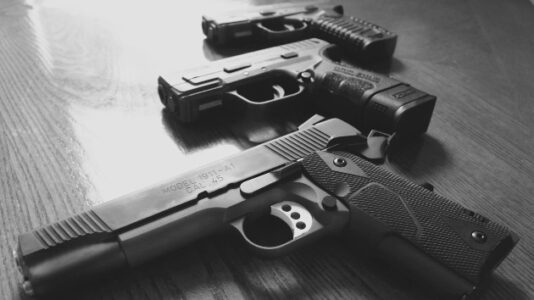 Federal appeals court strikes down ban on handgun sales to teens