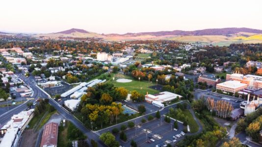 Idaho college killings to remain a death penalty case