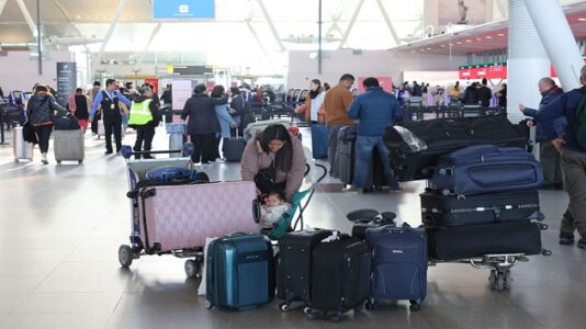 FAA reports record numbers for Thanksgiving travel so far