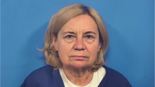 Woman allegedly targets man in ‘Palestine’ sweatshirt at Panera, charged with hate crime
