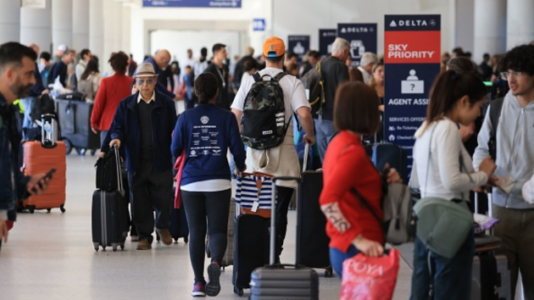 Thanksgiving travel numbers may break records in 2024
