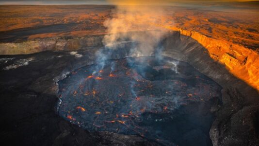 Hawaii’s Kilauea volcano, one of the world’s most active, erupts for 7th time