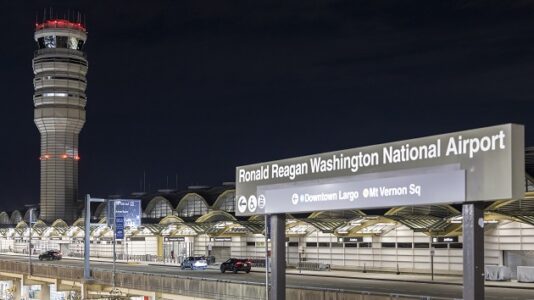 Pilots warned of safety concerns at Reagan National Airport for decades