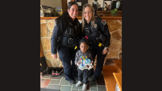 4-year-old boy calls 911 after ‘bad mom’ eats his ice cream