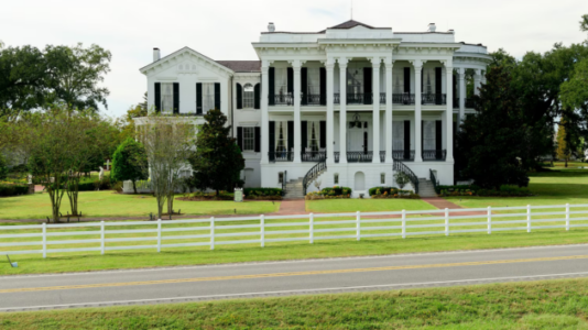 ‘No more Nottoway’: Historic Louisiana plantation house destroyed in massive fire