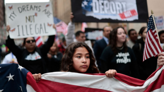 Families separated by Trump’s ‘zero-tolerance’ policy at risk due to lapse in legal services, ACLU argues