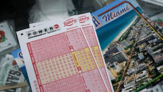 Powerball jackpot reaches $1.4 billion after Labor Day drawing sees no winner