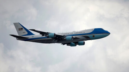 Air traffic controller tells Spirit pilot to ‘pay attention’ while flying near Air Force One