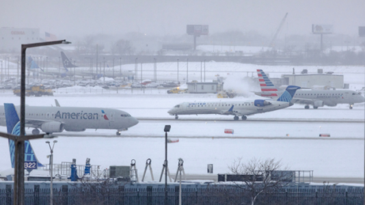 Hundreds of flights canceled as winter storm hits Midwest, Chicago’s O’Hare