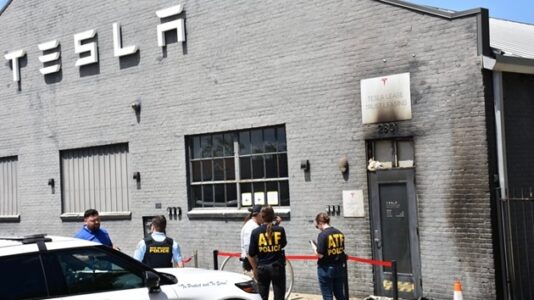 Molotov cocktail apparently used to start fire at Tesla sales office: ATF